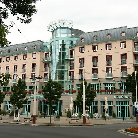 Orea Cristal Szálloda 4*