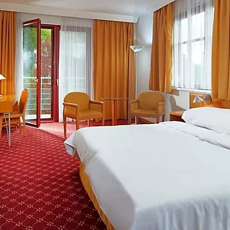 Hotell Orea Cristal